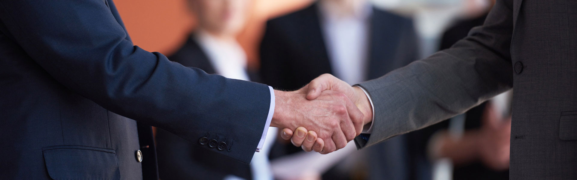 Poseu -vos en contacte amb nosaltres